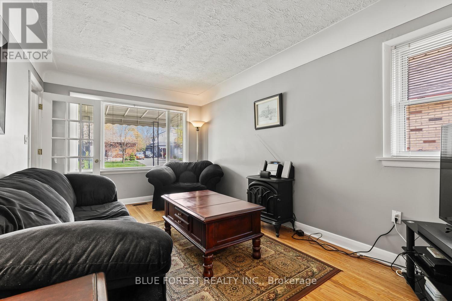 581 Hale Street, London East, Ontario  N5W 1H7 - Photo 7 - X13753072
