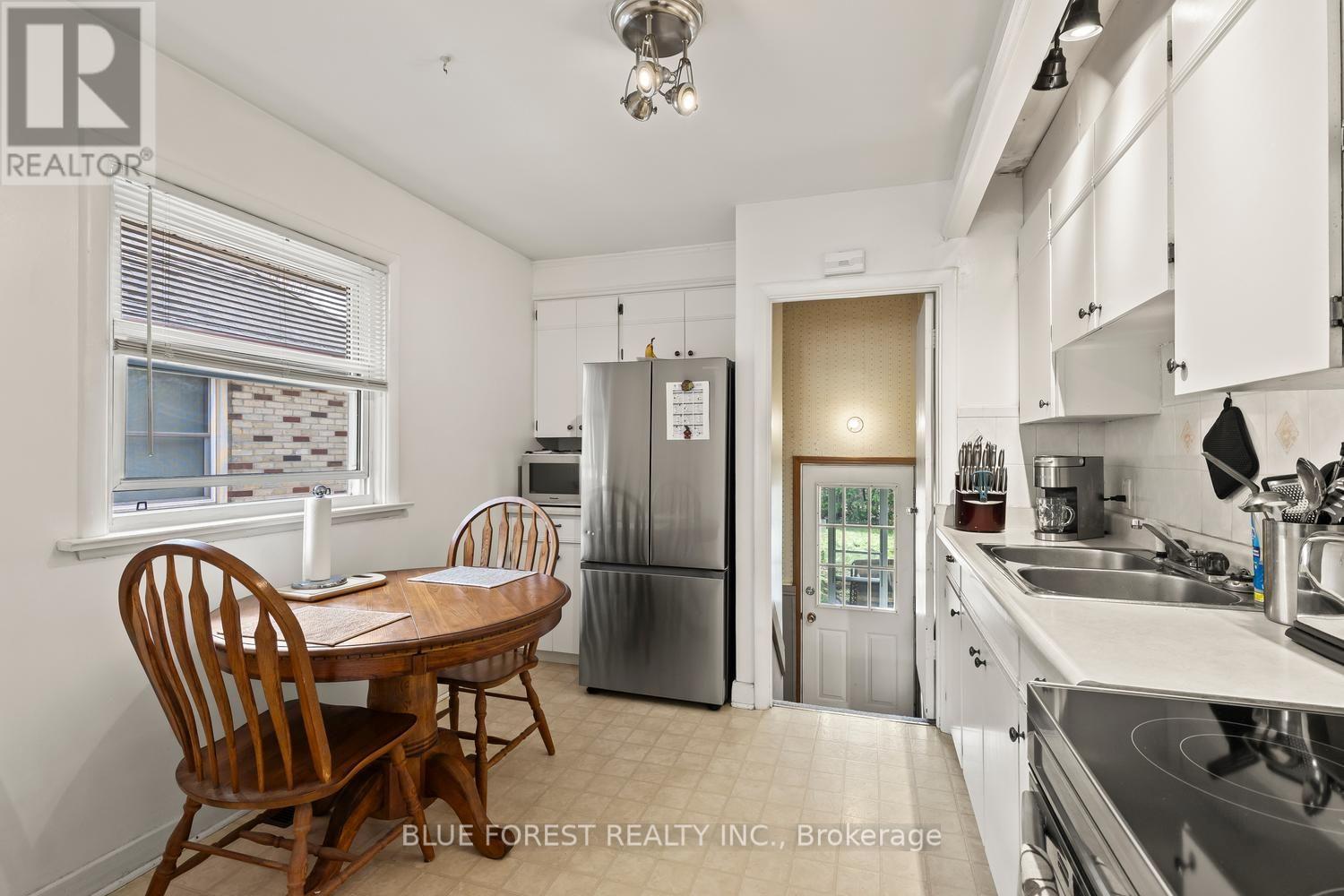581 Hale Street, London East, Ontario  N5W 1H7 - Photo 8 - X13753072