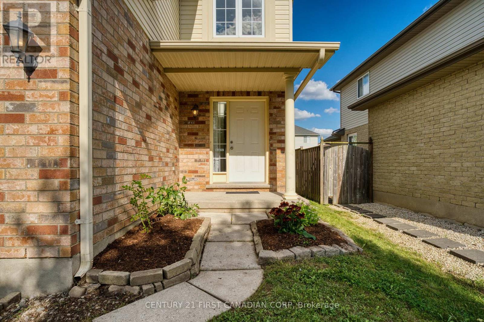 1748 Ennismore Crescent, London North, Ontario  N6G 5N2 - Photo 2 - X13753128