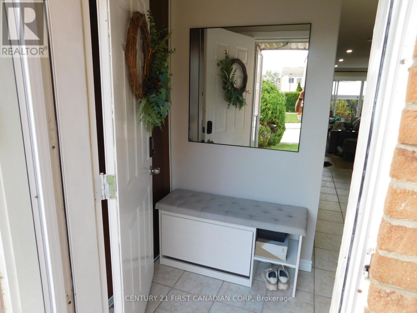 2 - 500 Osgoode Drive, London South, Ontario  N6E 2G9 - Photo 2 - X13753166