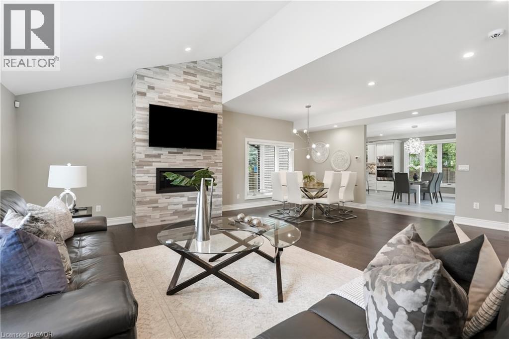332 Woodworth Drive W, Ancaster, Ontario  L9G 2N1 - Photo 6 - 40849788