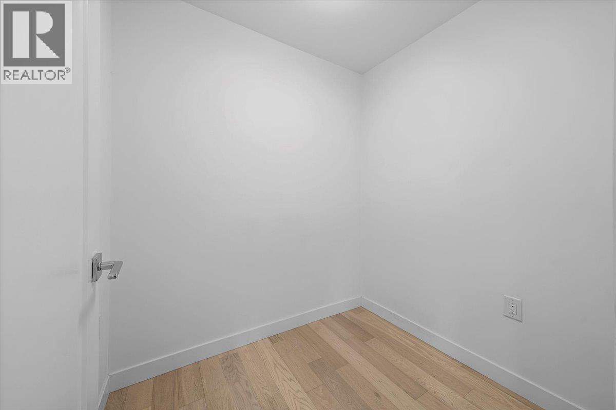 4110 Columbia Street, Vancouver, British Columbia  V5Y 2H9 - Photo 13 - R3137866