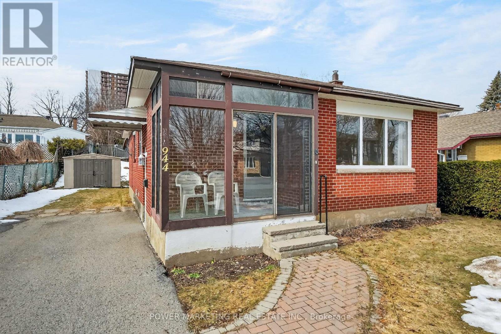 944 Eve Street, Ottawa, Ontario  K1K 3R4 - Photo 11 - X13753106