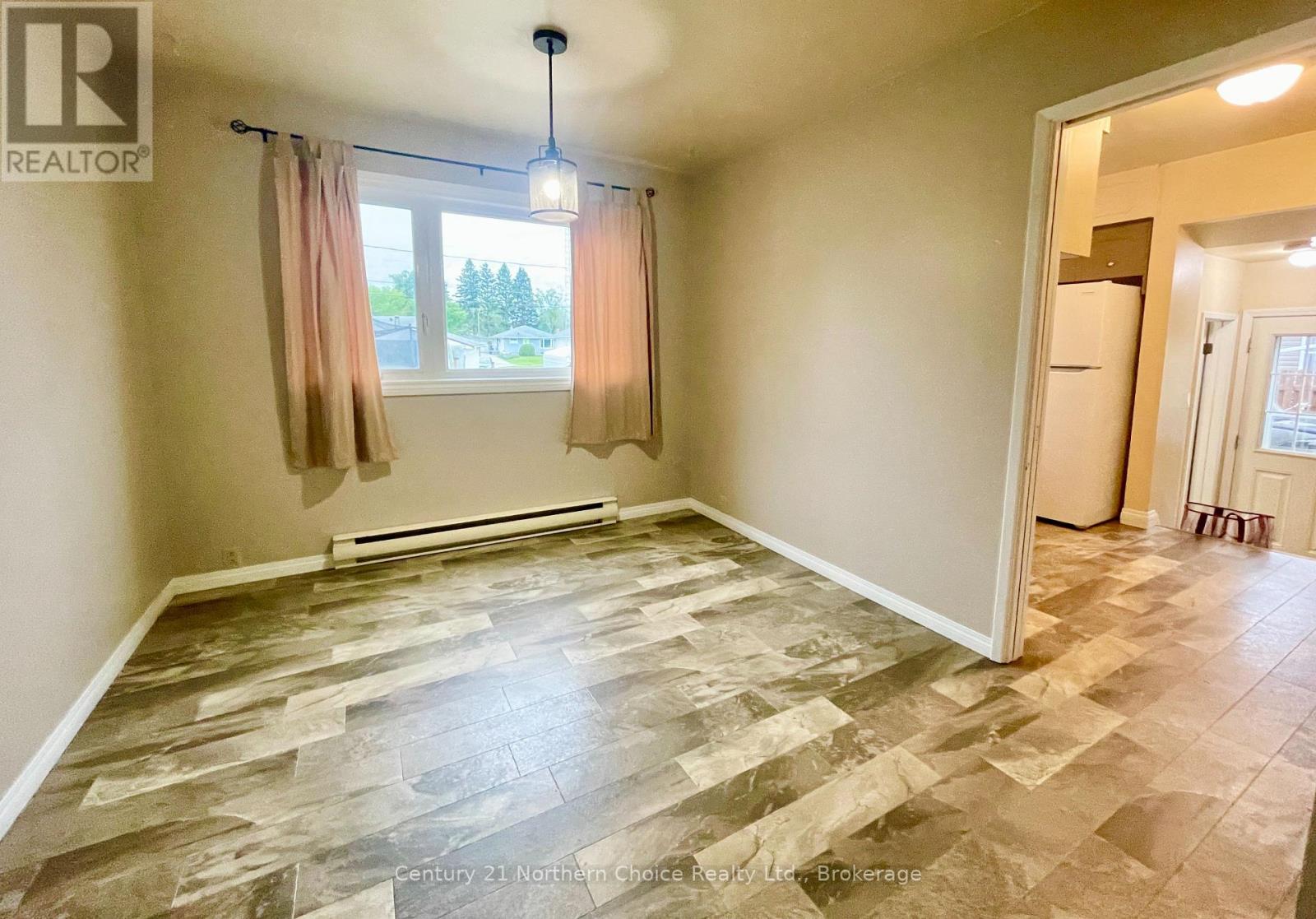 154 Parkdale Road, Dryden, Ontario  P8N 1S2 - Photo 4 - X13753224