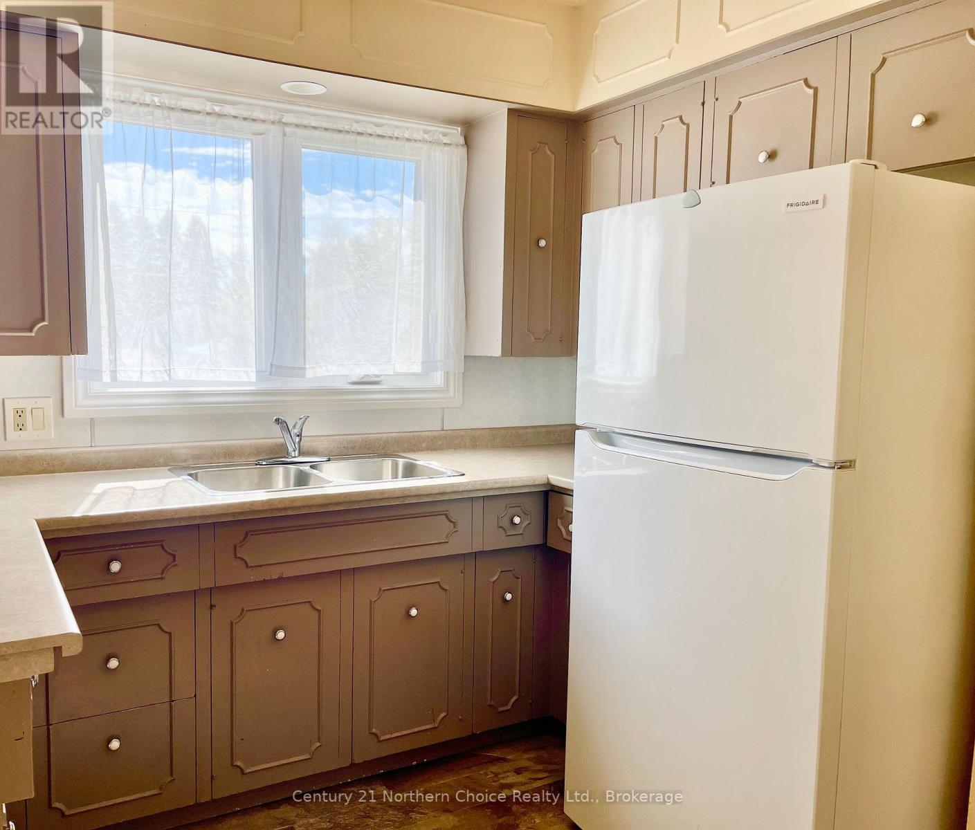 154 Parkdale Road, Dryden, Ontario  P8N 1S2 - Photo 8 - X13753224