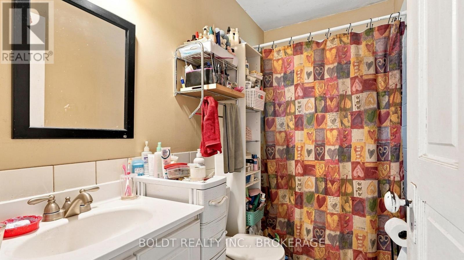 53 Carlton Street, St. Catharines, Ontario  L2R 1P7 - Photo 33 - X13753134
