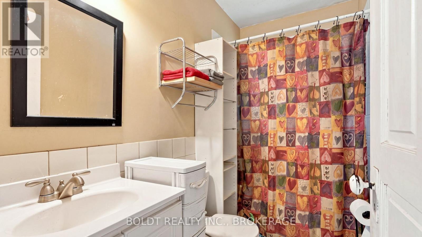 53 Carlton Street, St. Catharines, Ontario  L2R 1P7 - Photo 34 - X13753134