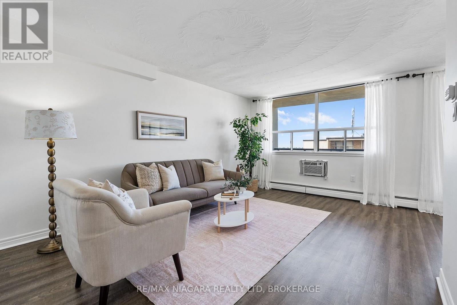 1002 - 359 Geneva Street, St. Catharines, Ontario  L2N 2G5 - Photo 4 - X13753170