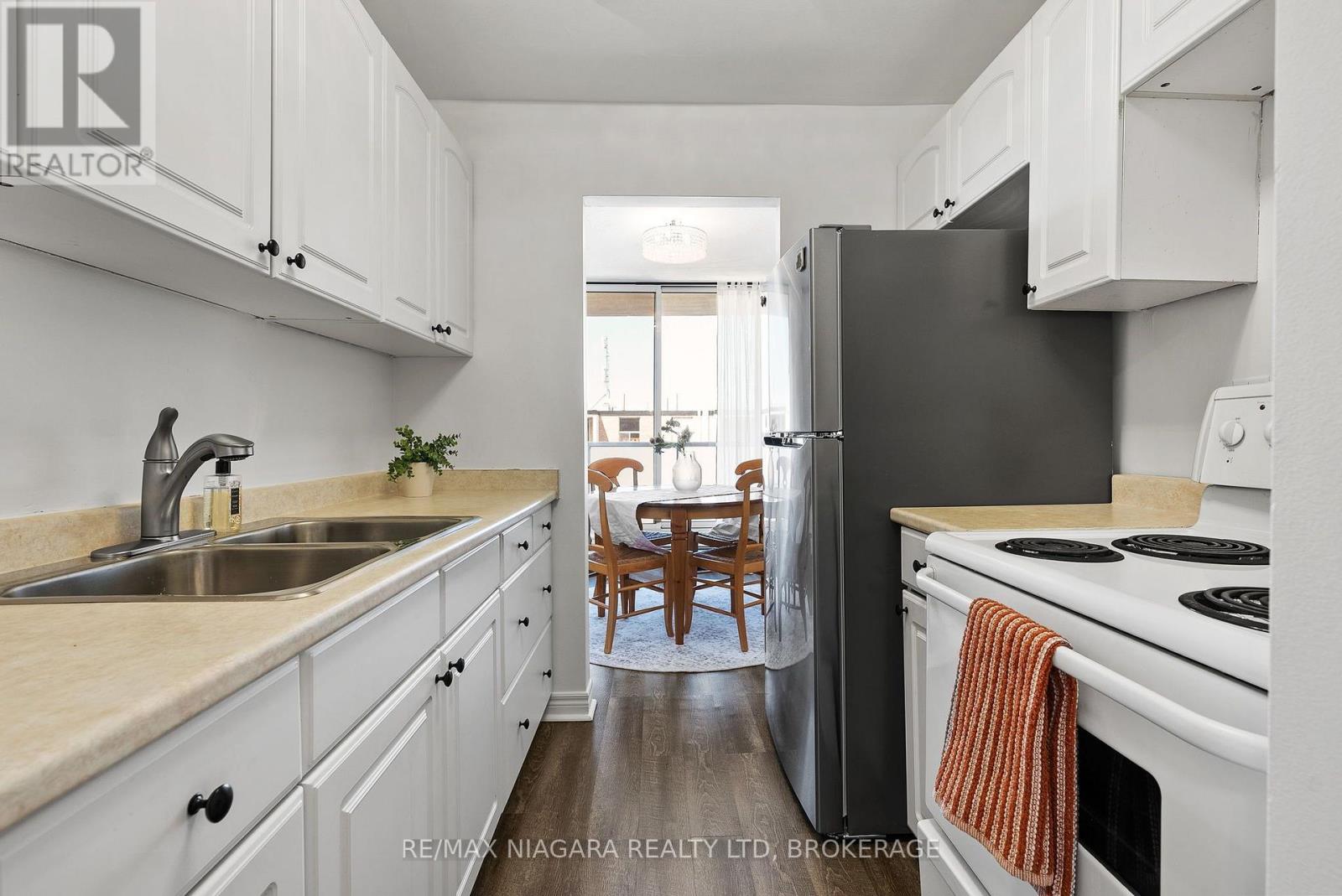 1002 - 359 Geneva Street, St. Catharines, Ontario  L2N 2G5 - Photo 6 - X13753170