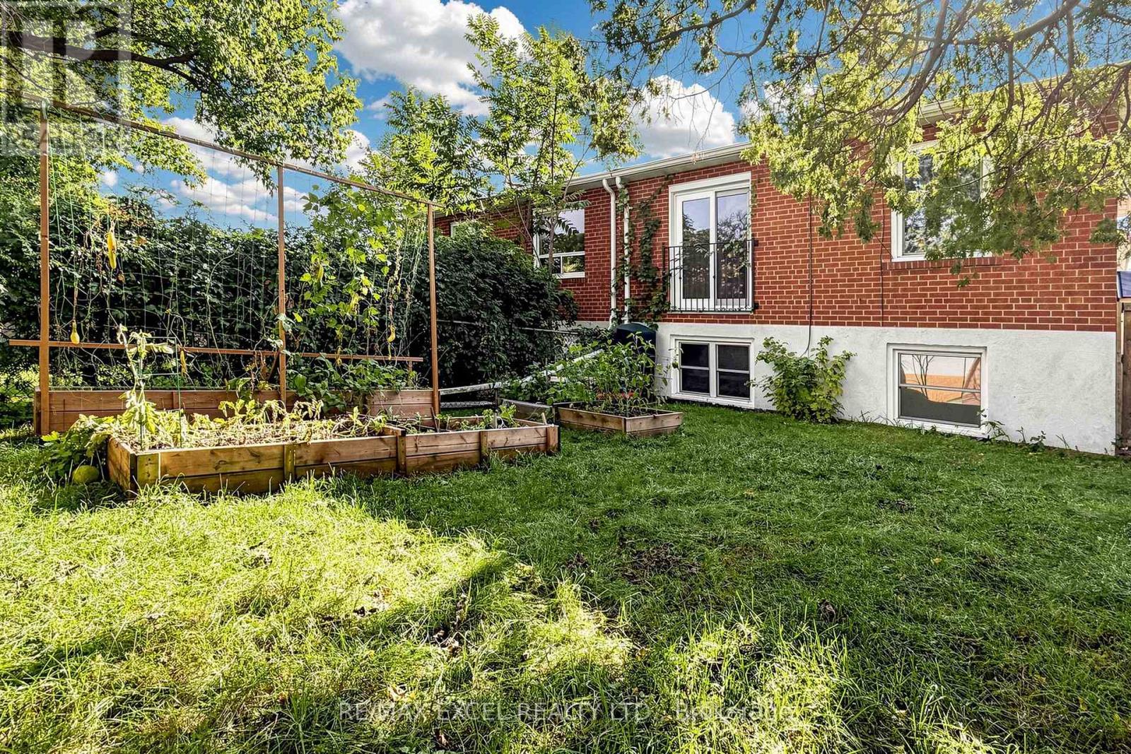 Bsmt - 23 Linelle Street, Toronto, Ontario  M2N 2J4 - Photo 18 - C13736488