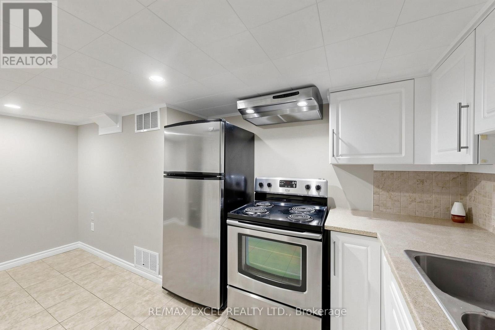Bsmt - 23 Linelle Street, Toronto, Ontario  M2N 2J4 - Photo 9 - C13736488