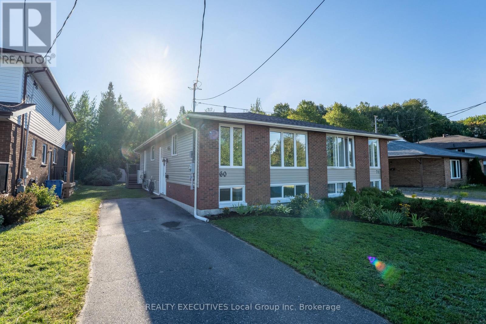 60 Greenhill Avenue, North Bay, Ontario  P1C 1H8 - Photo 2 - X13753310