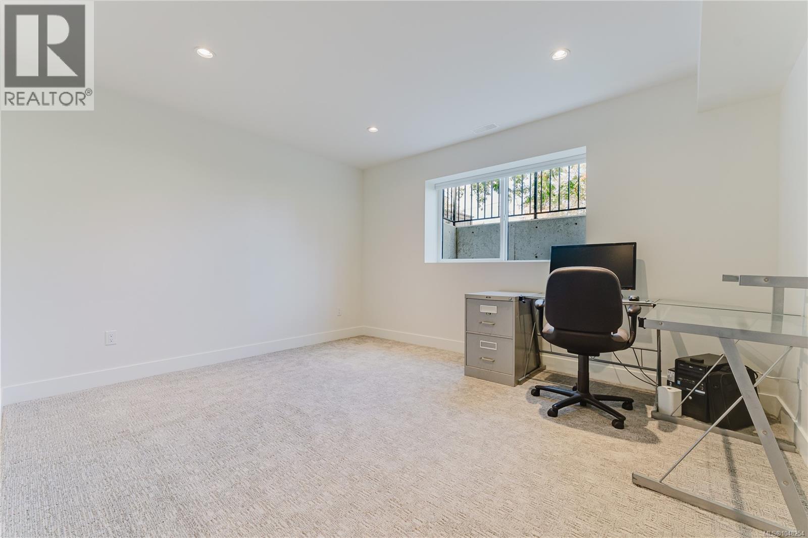 63 Boyd St, Victoria, British Columbia  V8V 2C8 - Photo 35 - 1048254