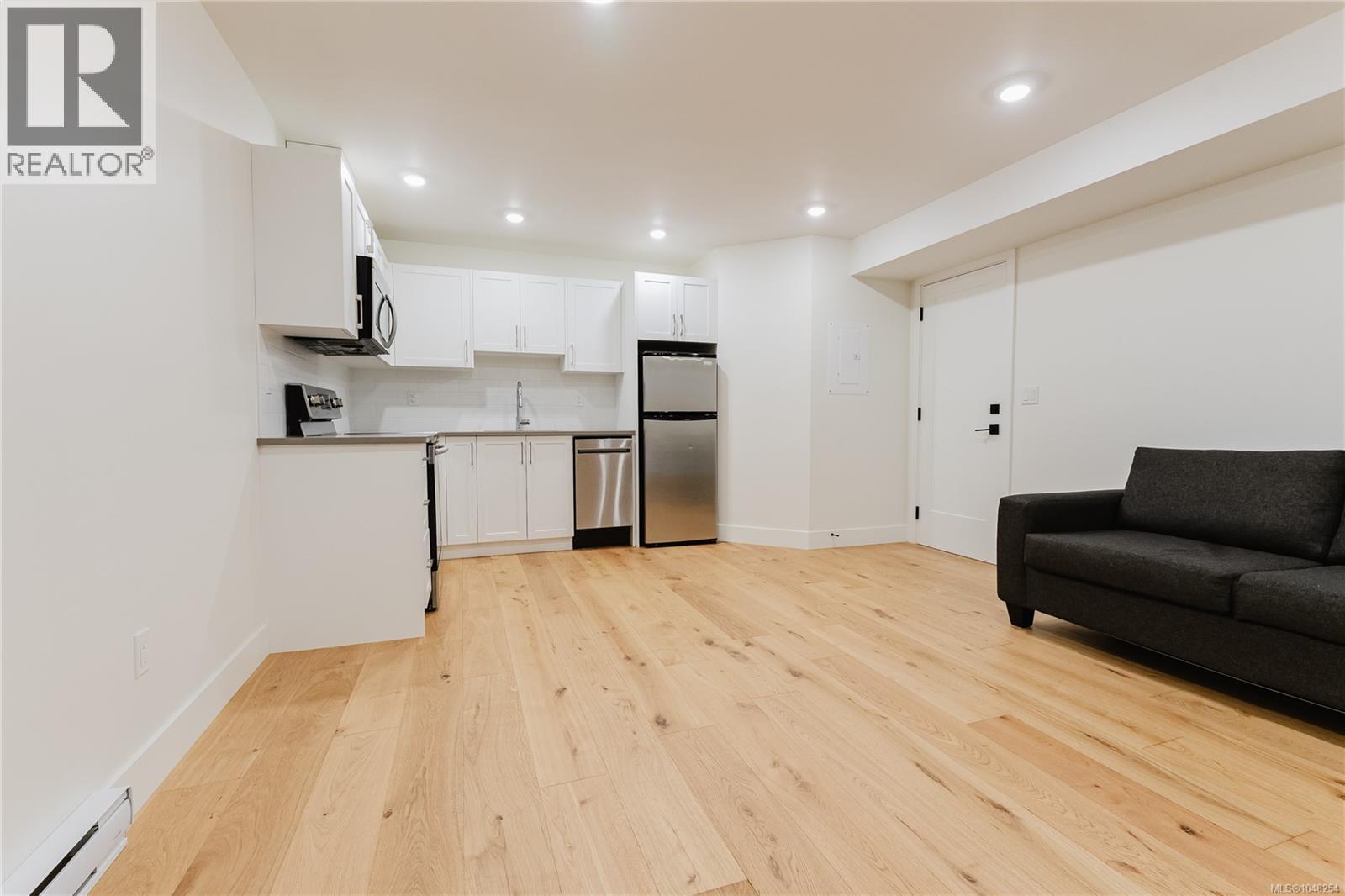 63 Boyd St, Victoria, British Columbia  V8V 2C8 - Photo 39 - 1048254