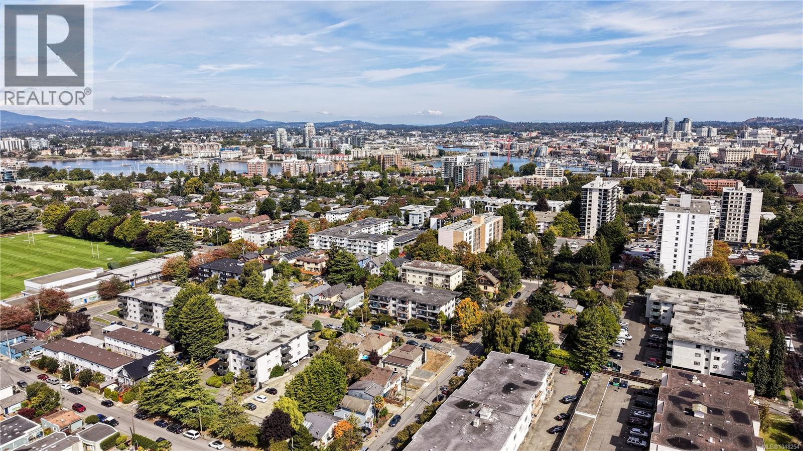 63 Boyd St, Victoria, British Columbia  V8V 2C8 - Photo 56 - 1048254
