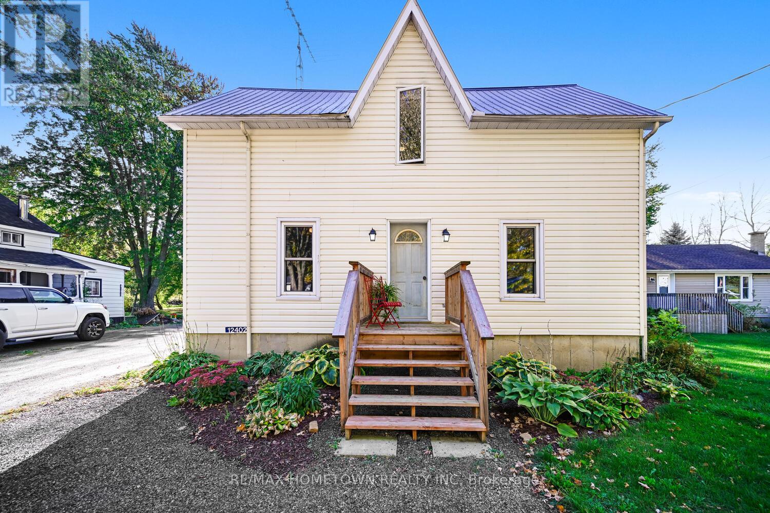 12402 County Road 18 Road, South Dundas, Ontario  K0C 2H0 - Photo 1 - X13753280