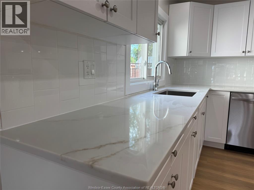 1462 Labadie, Windsor, Ontario  N8Y 4H1 - Photo 11 - 26021728