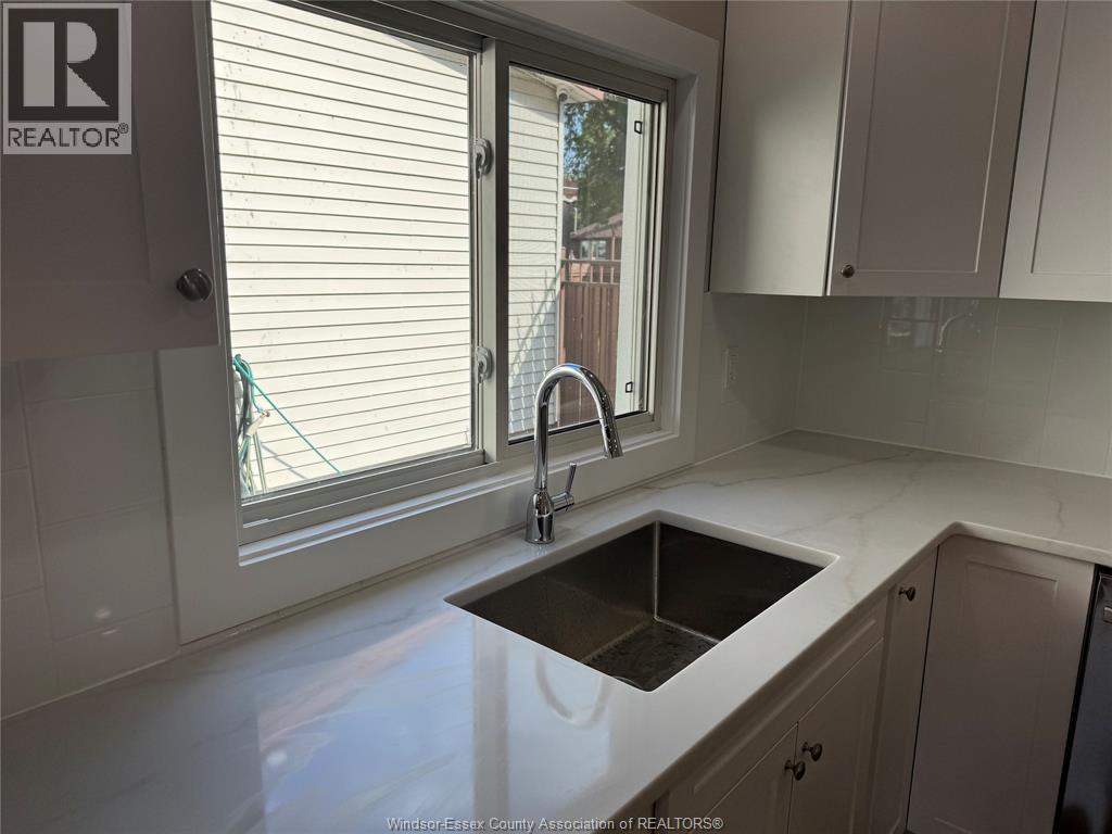 1462 Labadie, Windsor, Ontario  N8Y 4H1 - Photo 12 - 26021728