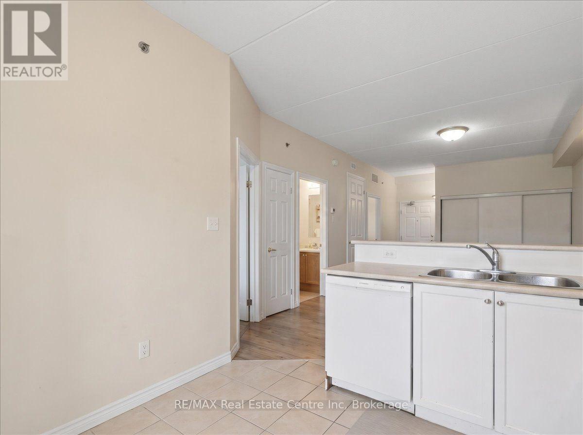 205 - 308 Watson Parkway N, Guelph, Ontario  N1E 0G7 - Photo 17 - X13753100