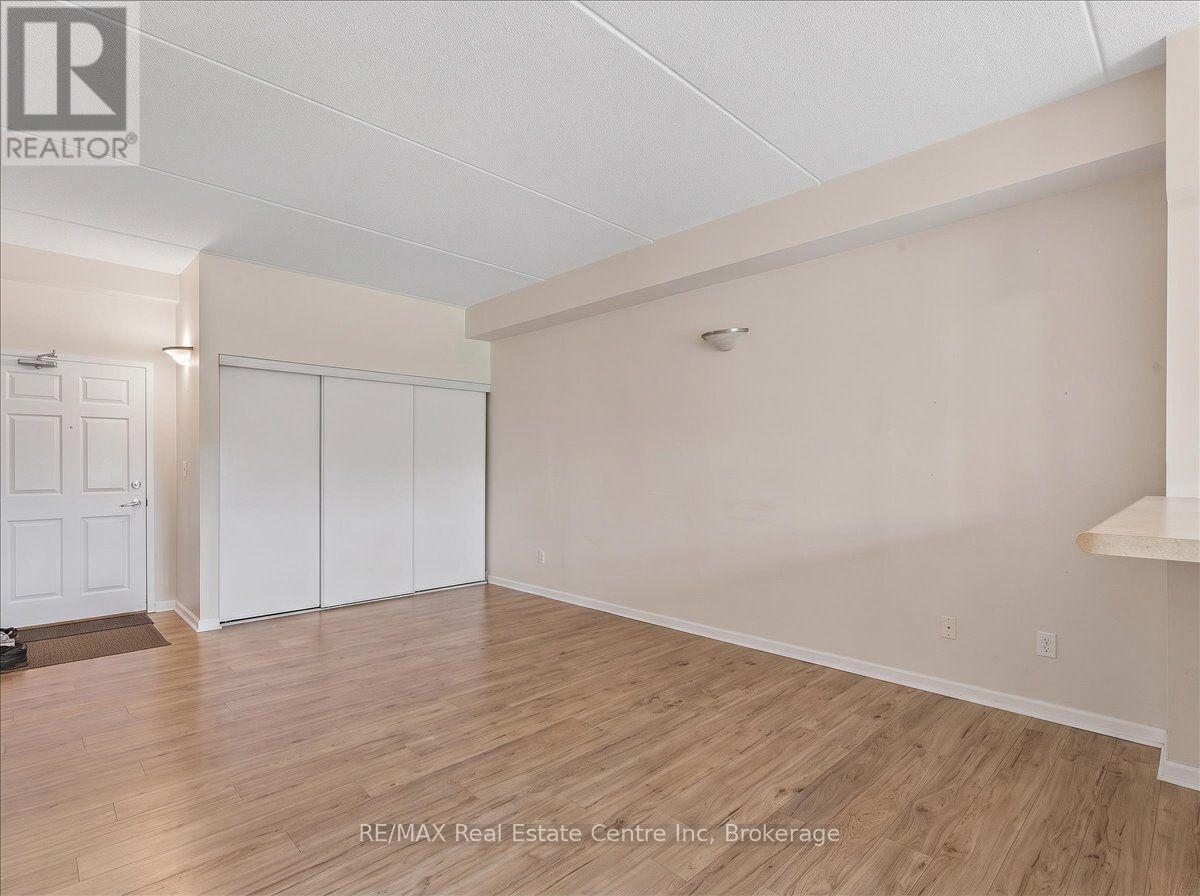 205 - 308 Watson Parkway N, Guelph, Ontario  N1E 0G7 - Photo 8 - X13753100