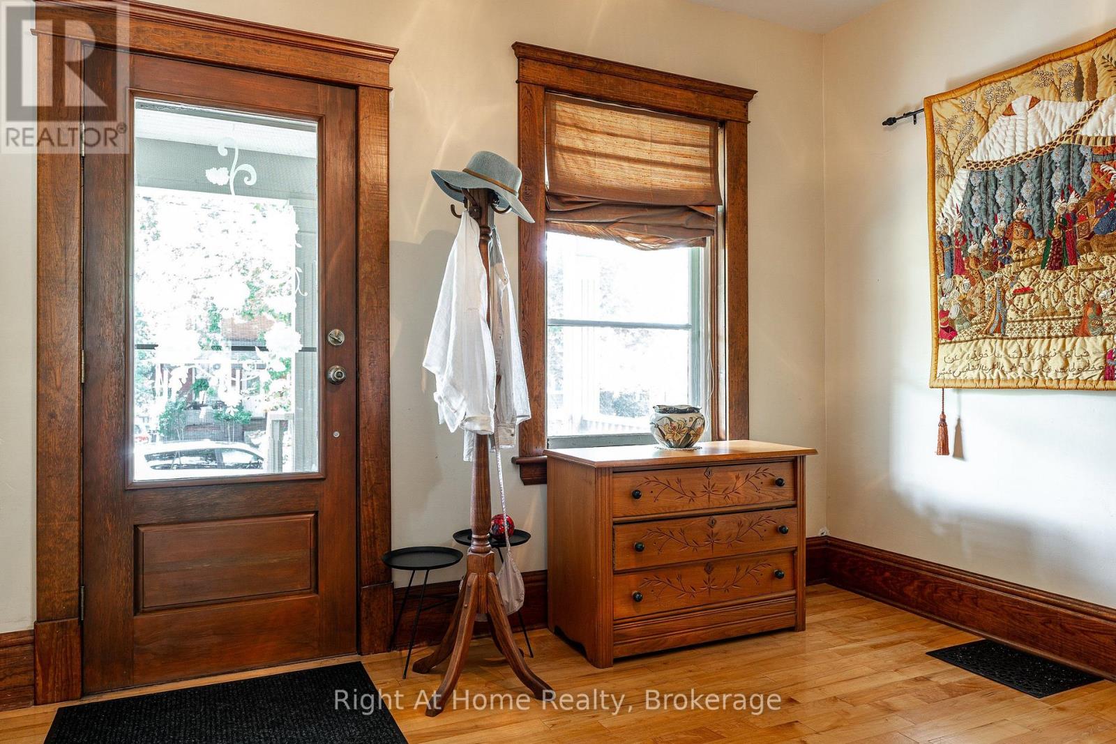 142 Elizabeth Street, Stratford, Ontario  N5A 4Z3 - Photo 5 - X13753154
