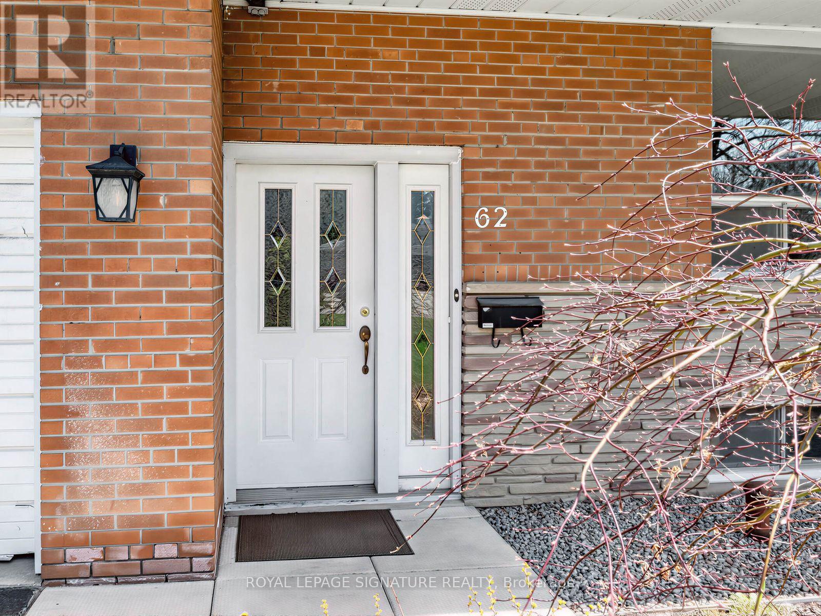 62 Dukinfield Crescent, Toronto, Ontario M3A 2S1 - Photo 4 - C13753190