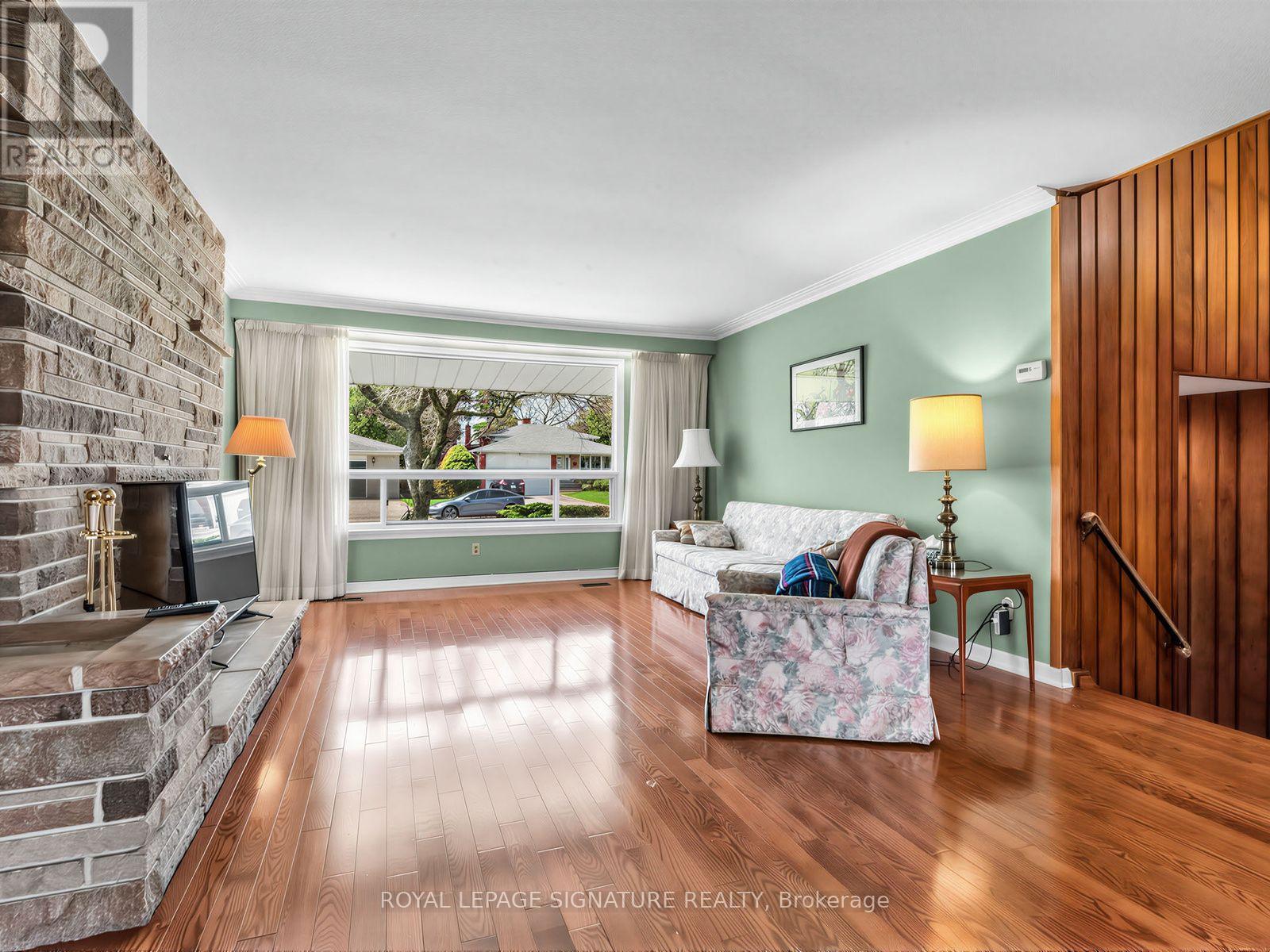62 Dukinfield Crescent, Toronto, Ontario M3A 2S1 - Photo 7 - C13753190