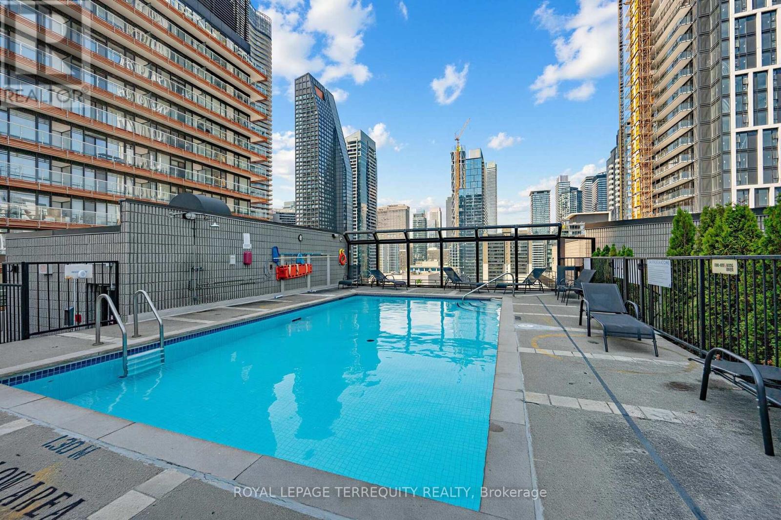 210 - 25 Maitland Street, Toronto, Ontario  M4Y 2W1 - Photo 19 - C13753232