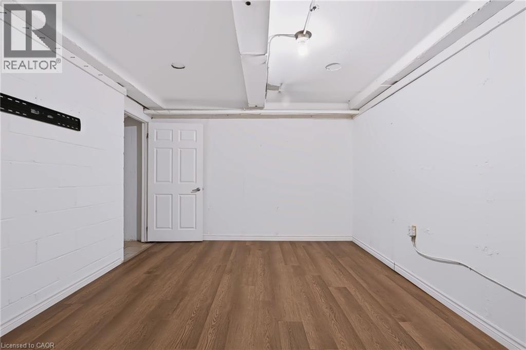 121 University Avenue E Unit# 102, Waterloo, Ontario  N2J 4J1 - Photo 28 - 40856741