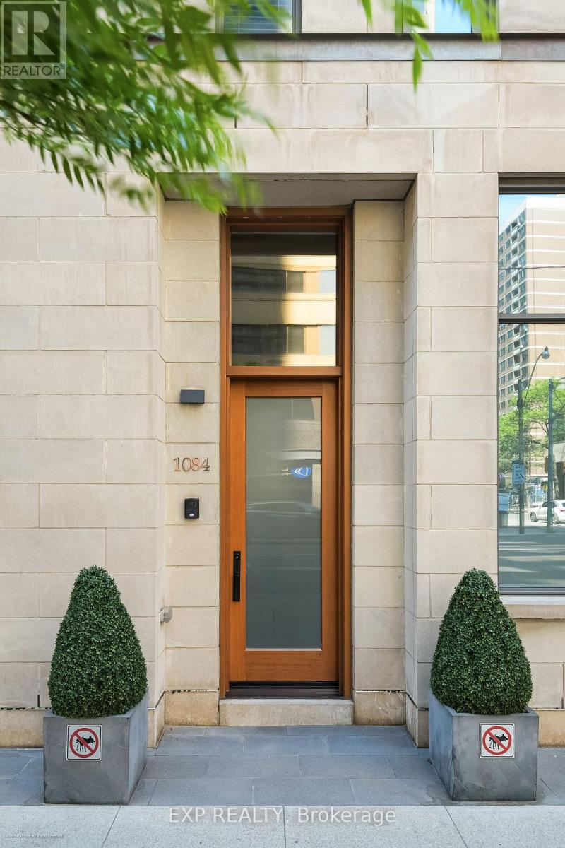 1084 Bay Street, Toronto, Ontario M5S 0A3 - Photo 2 - C13753328