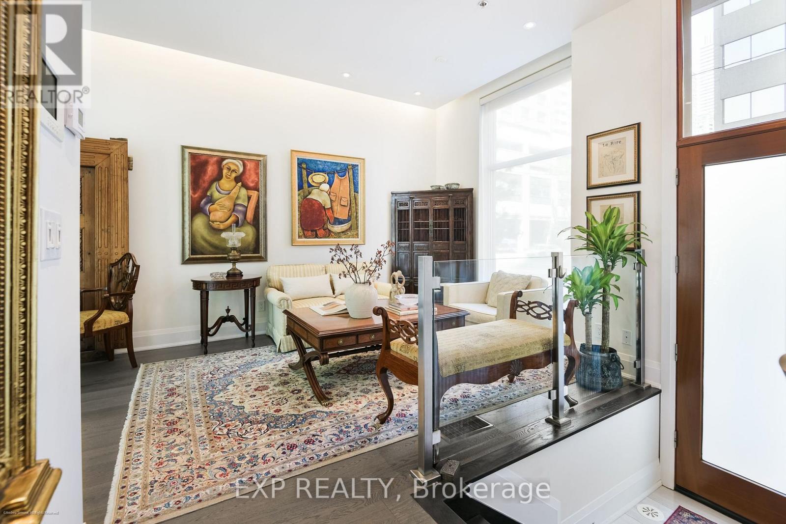 1084 Bay Street, Toronto, Ontario M5S 0A3 - Photo 5 - C13753328