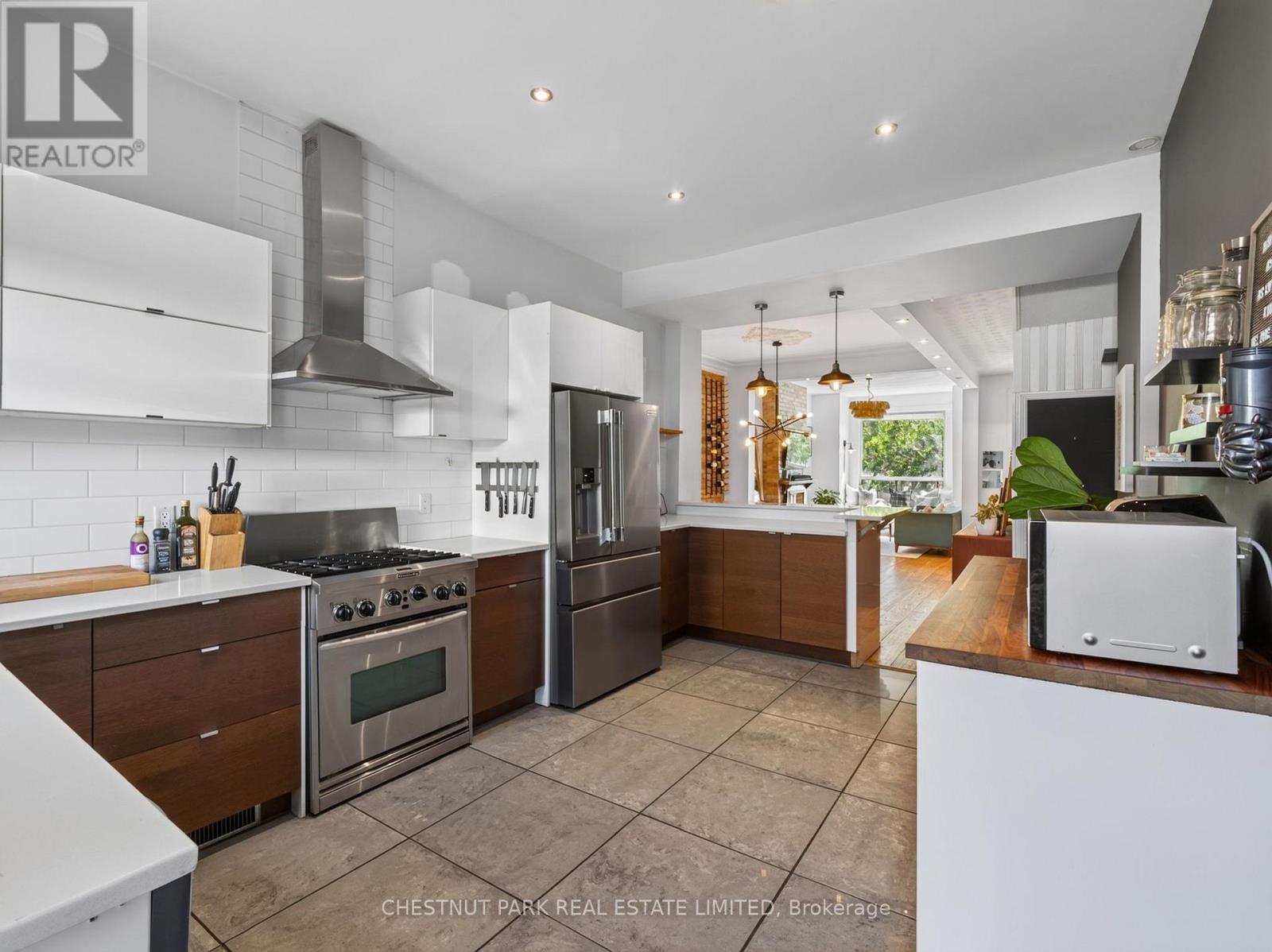 28 Robinson Street, Toronto, Ontario M6J 1L2 - Photo 16 - C13753344