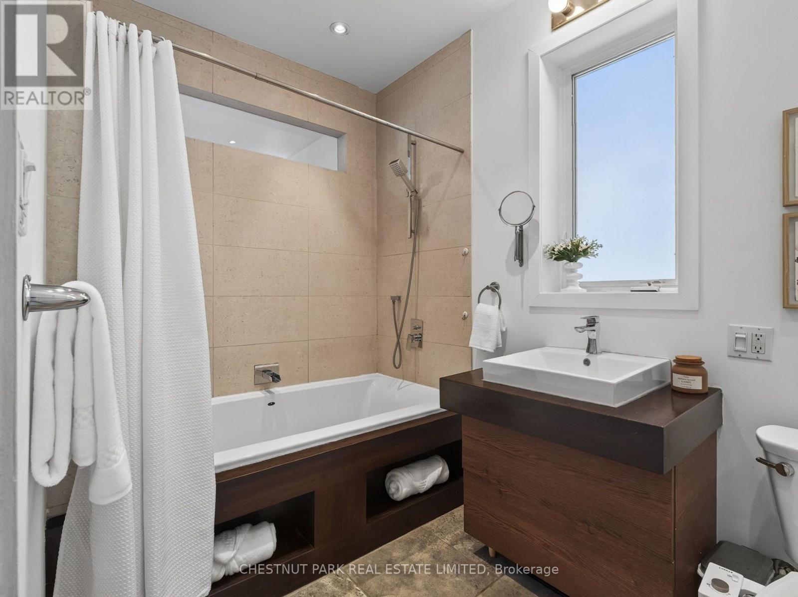 28 Robinson Street, Toronto, Ontario M6J 1L2 - Photo 26 - C13753344