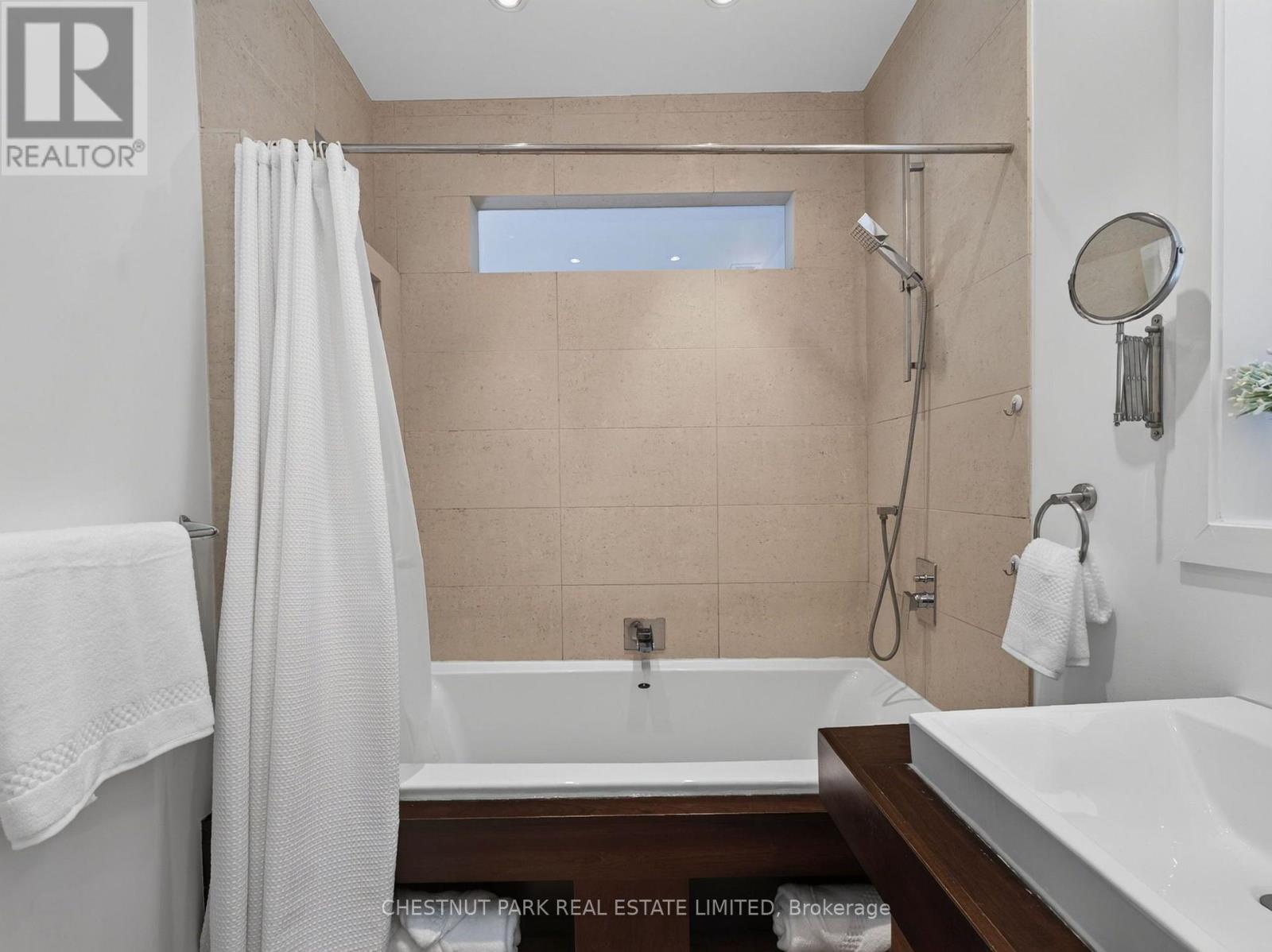 28 Robinson Street, Toronto, Ontario M6J 1L2 - Photo 27 - C13753344