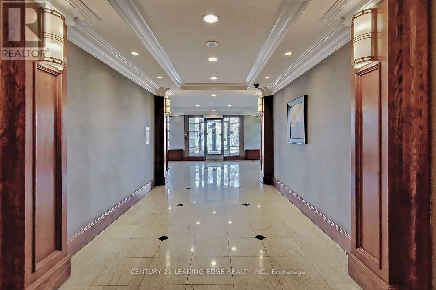 1111 - 28 Pemberton Avenue, Toronto, Ontario  M2M 4L9 - Photo 2 - C13753376