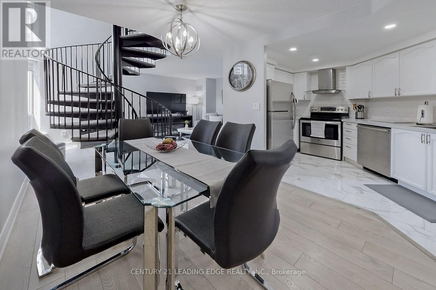 1111 - 28 Pemberton Avenue, Toronto, Ontario  M2M 4L9 - Photo 5 - C13753376