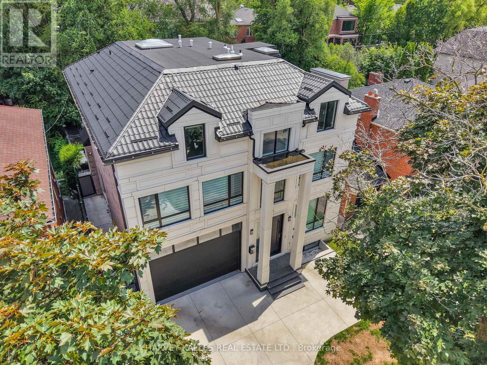 615 BRIAR HILL AVENUE, Toronto, Ontario