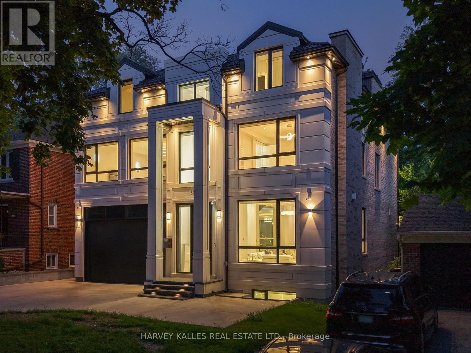 615 Briar Hill Avenue, Toronto, Ontario  M5N 1N4 - Photo 2 - C13753418