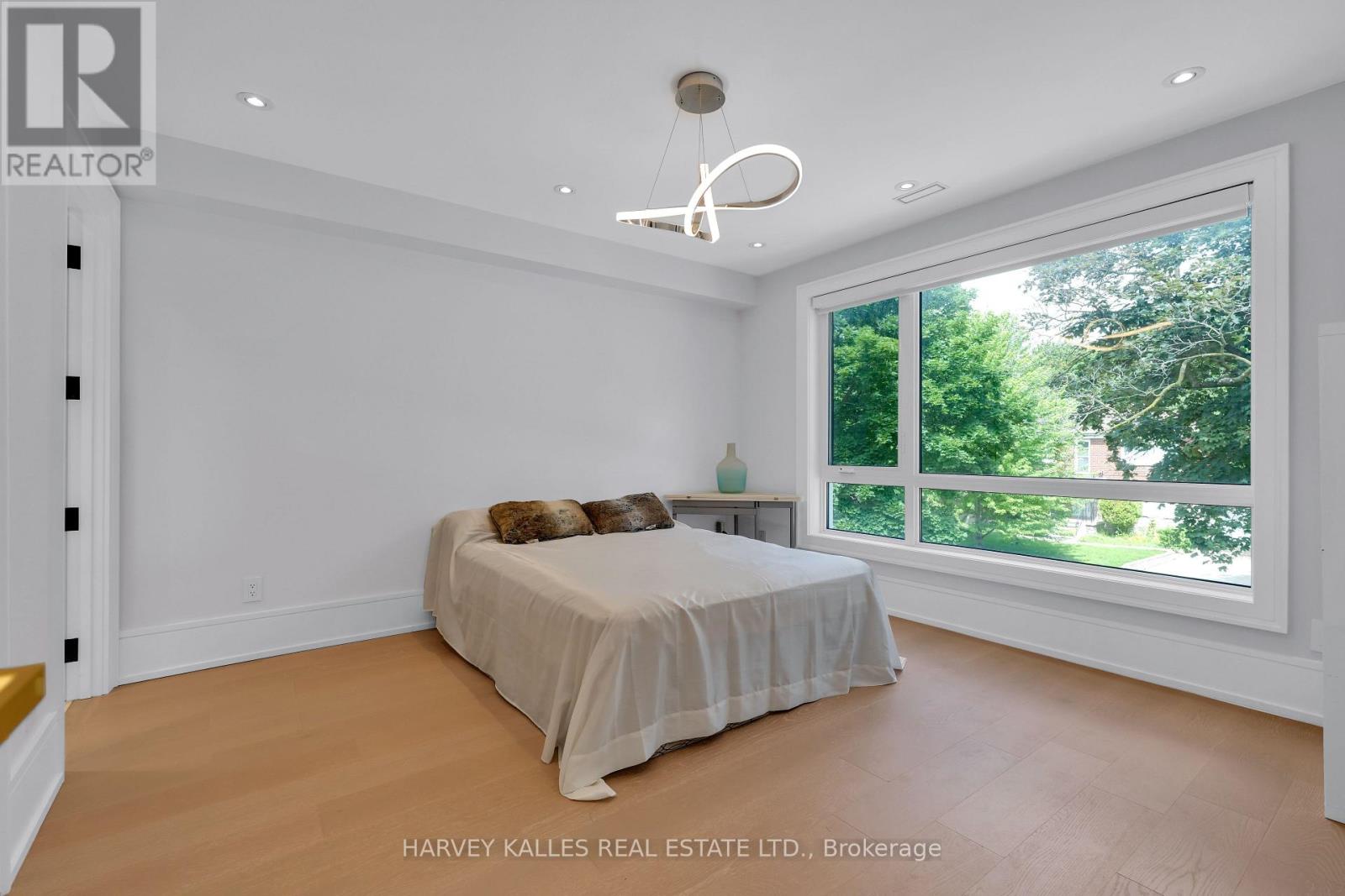 615 Briar Hill Avenue, Toronto, Ontario  M5N 1N4 - Photo 20 - C13753418