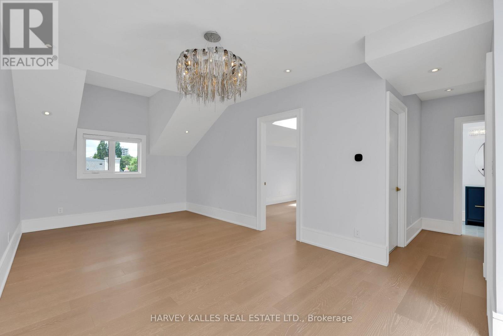 615 Briar Hill Avenue, Toronto, Ontario  M5N 1N4 - Photo 25 - C13753418
