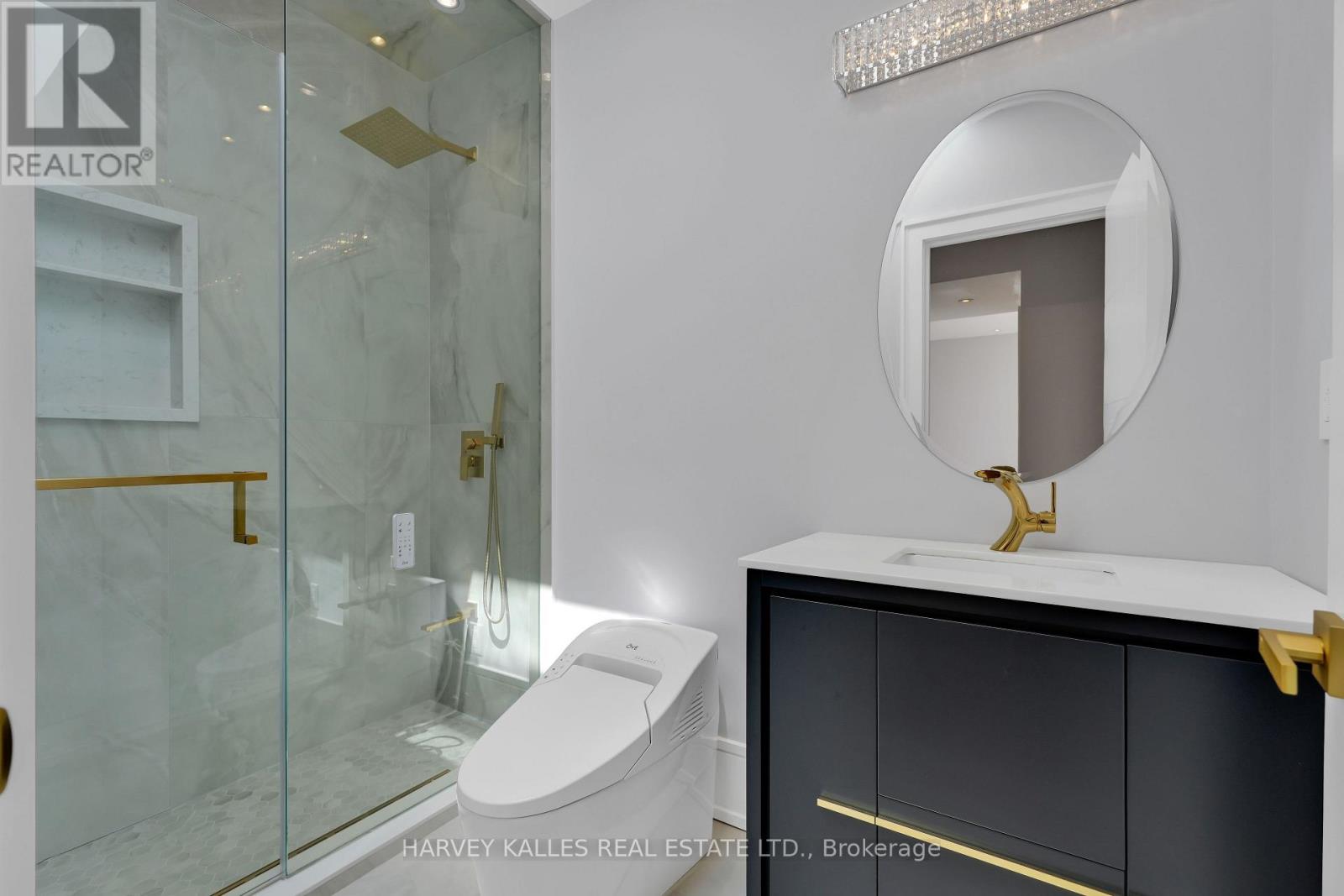 615 Briar Hill Avenue, Toronto, Ontario  M5N 1N4 - Photo 29 - C13753418