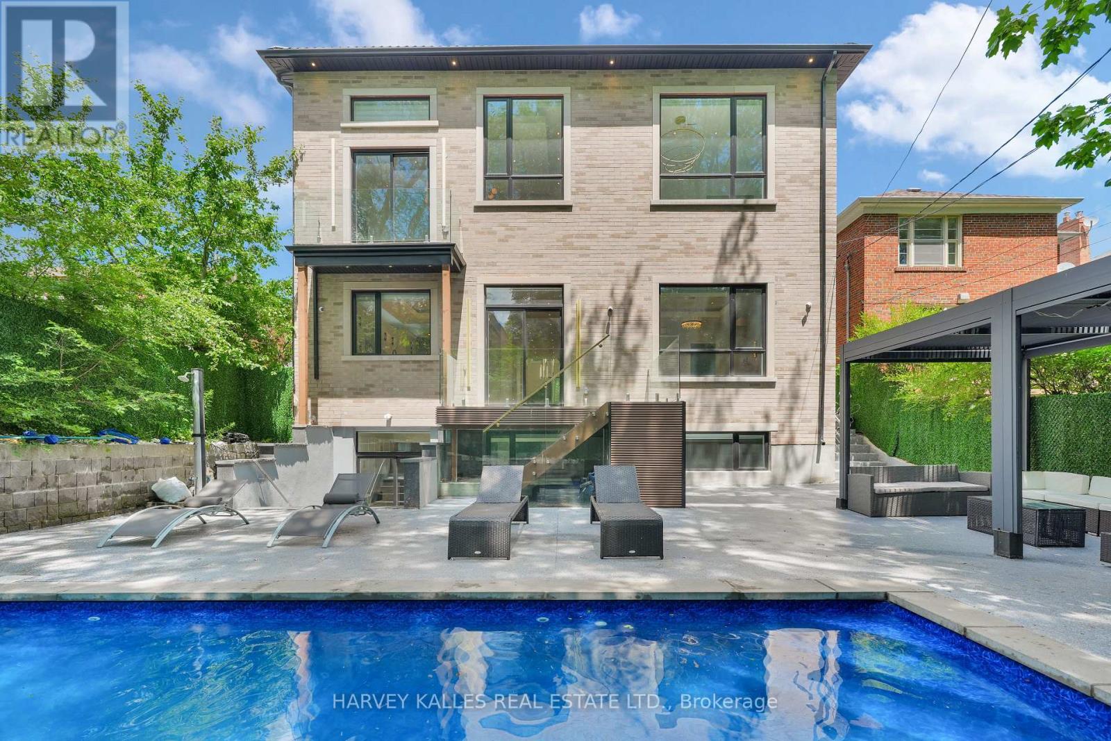615 Briar Hill Avenue, Toronto, Ontario  M5N 1N4 - Photo 46 - C13753418