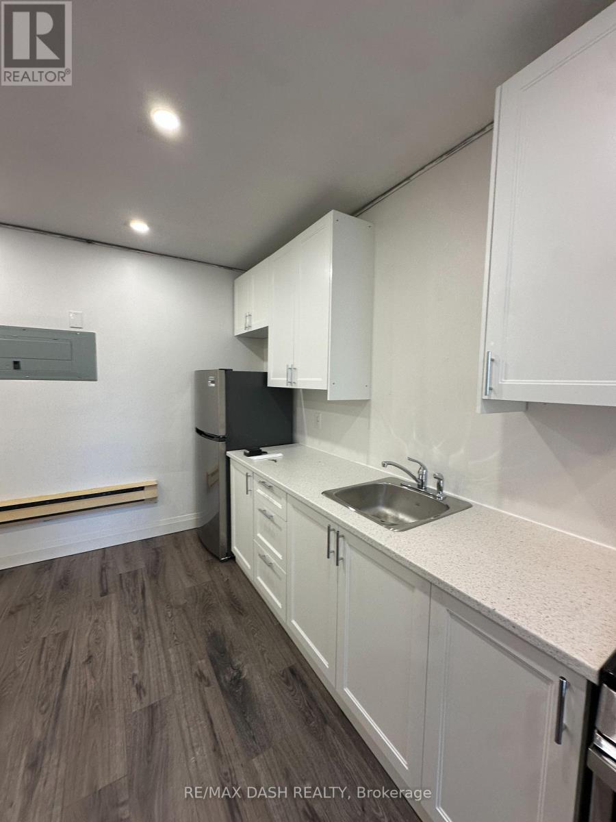 4fl - 565 Yonge Street, Toronto, Ontario  M4Y 1Z2 - Photo 3 - C13753424