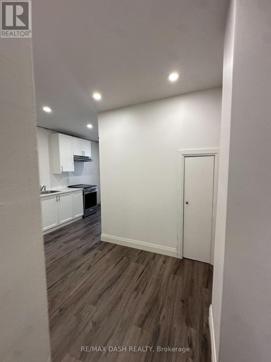 4fl - 565 Yonge Street, Toronto, Ontario  M4Y 1Z2 - Photo 5 - C13753424