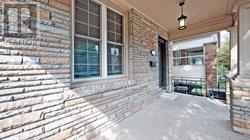 20 Bowood Avenue, Toronto, Ontario  M4N 1Y4 - Photo 2 - C13753482