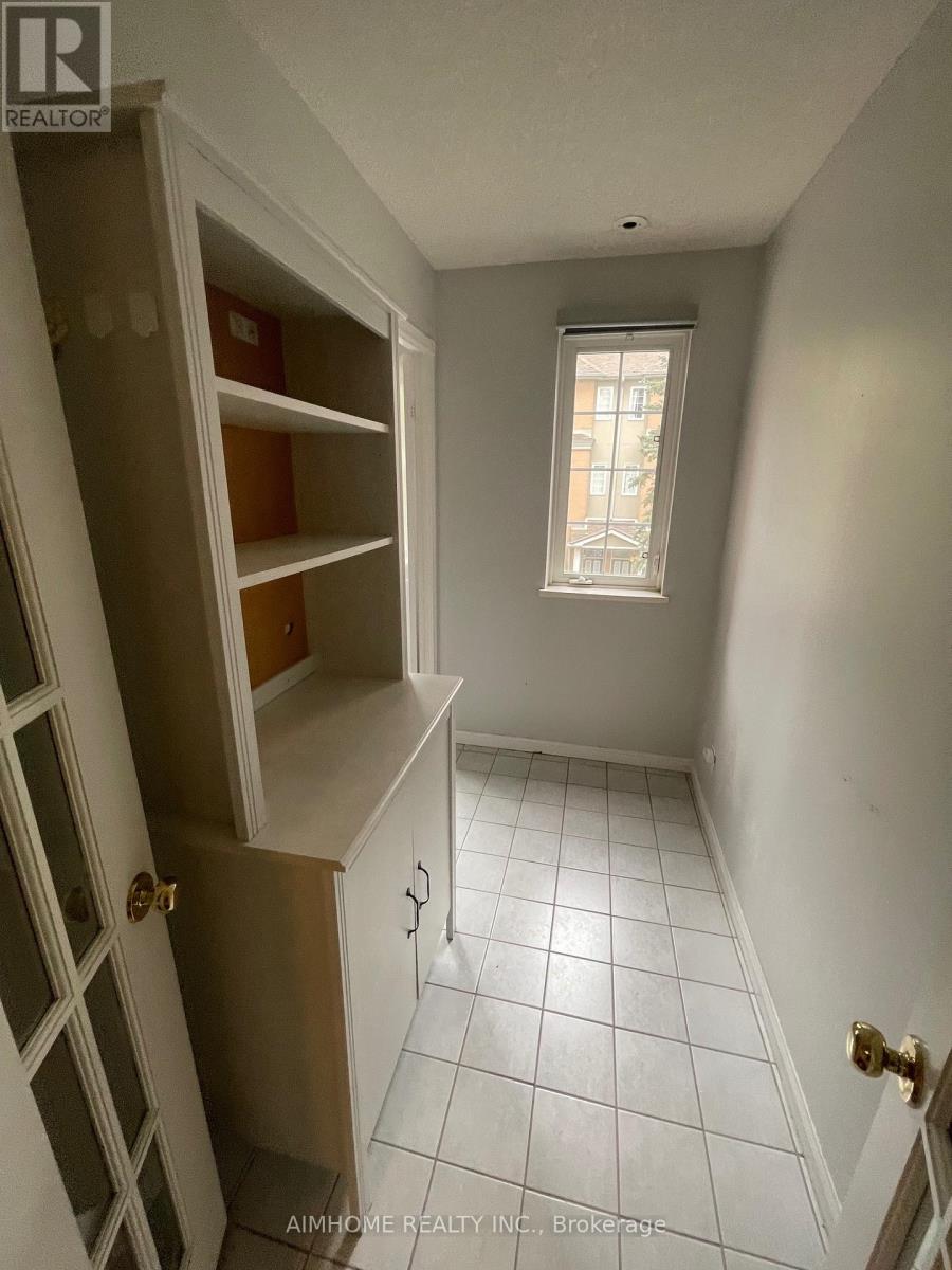 1530 - 28 Sommerset Way, Toronto, Ontario  M2N 6W7 - Photo 12 - C13753514