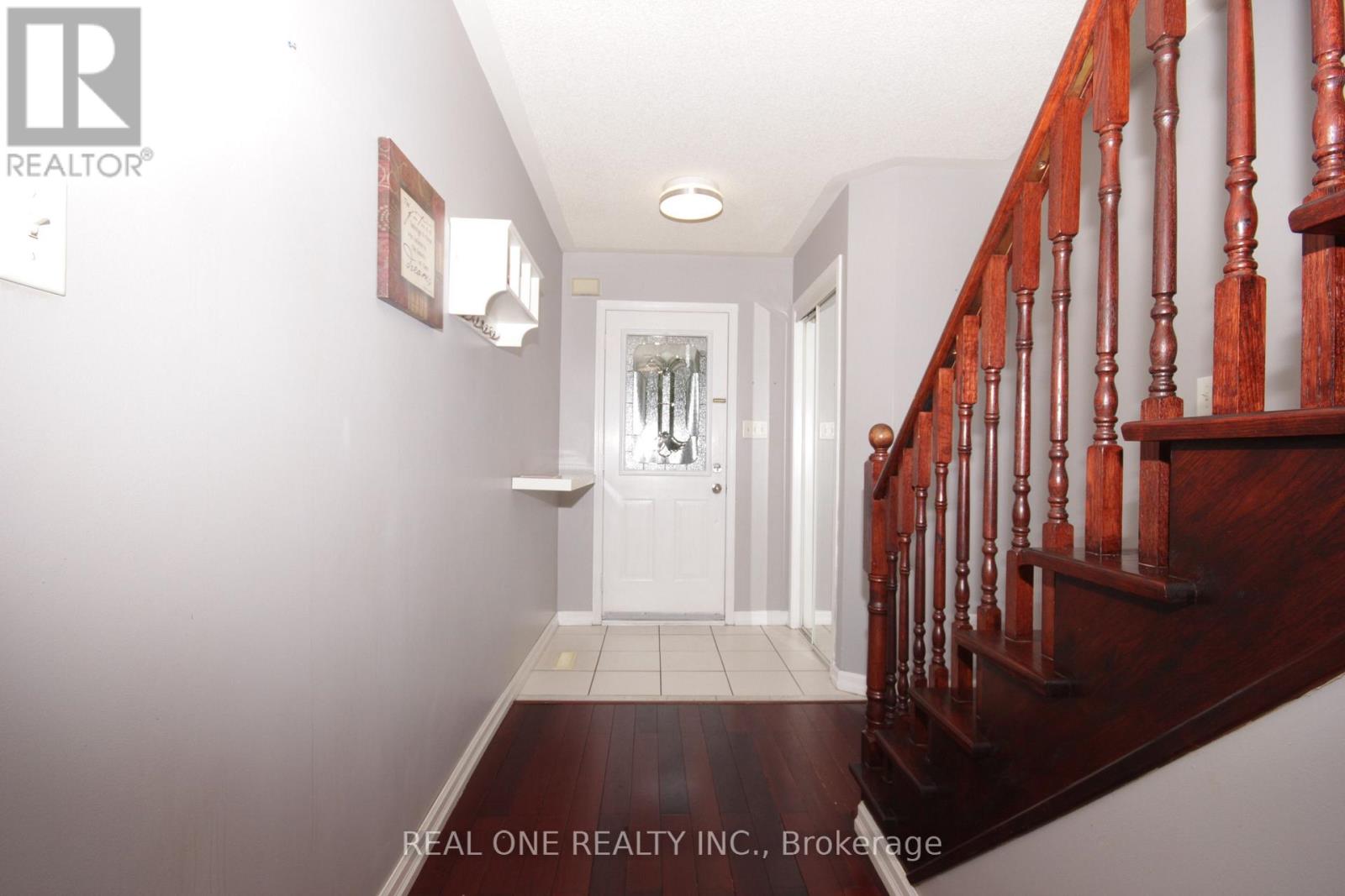 12 Bonello Crescent, Whitby, Ontario  L1R 3N6 - Photo 10 - E13753080
