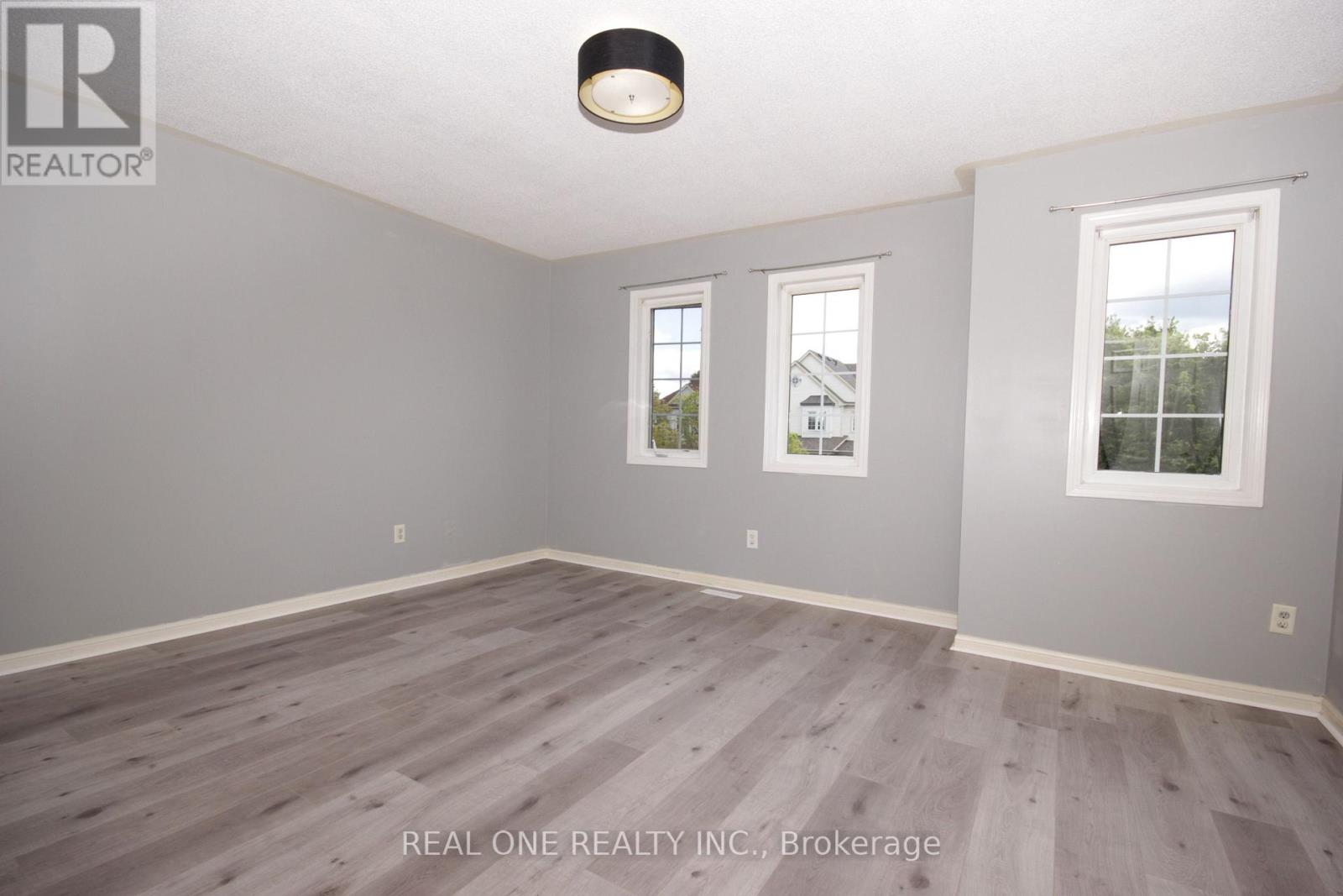 12 Bonello Crescent, Whitby, Ontario  L1R 3N6 - Photo 13 - E13753080