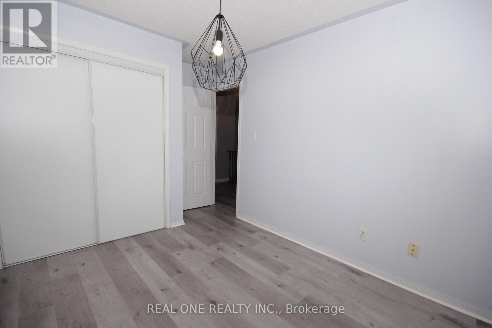 12 Bonello Crescent, Whitby, Ontario  L1R 3N6 - Photo 17 - E13753080