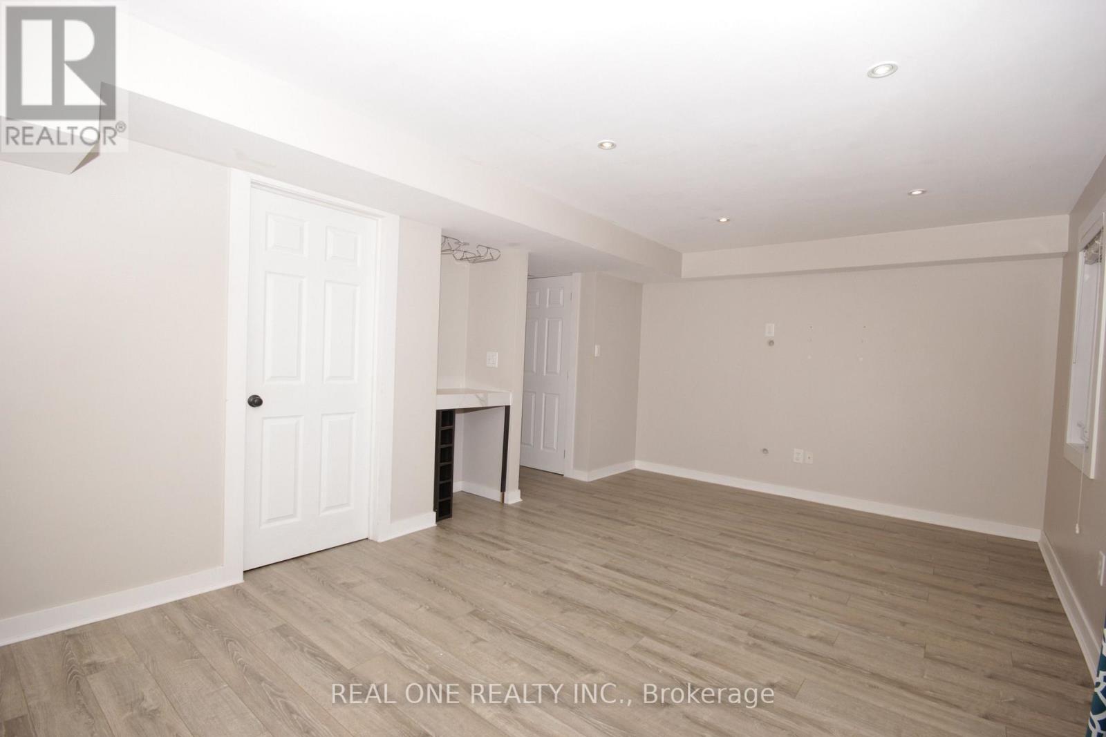 12 Bonello Crescent, Whitby, Ontario  L1R 3N6 - Photo 22 - E13753080